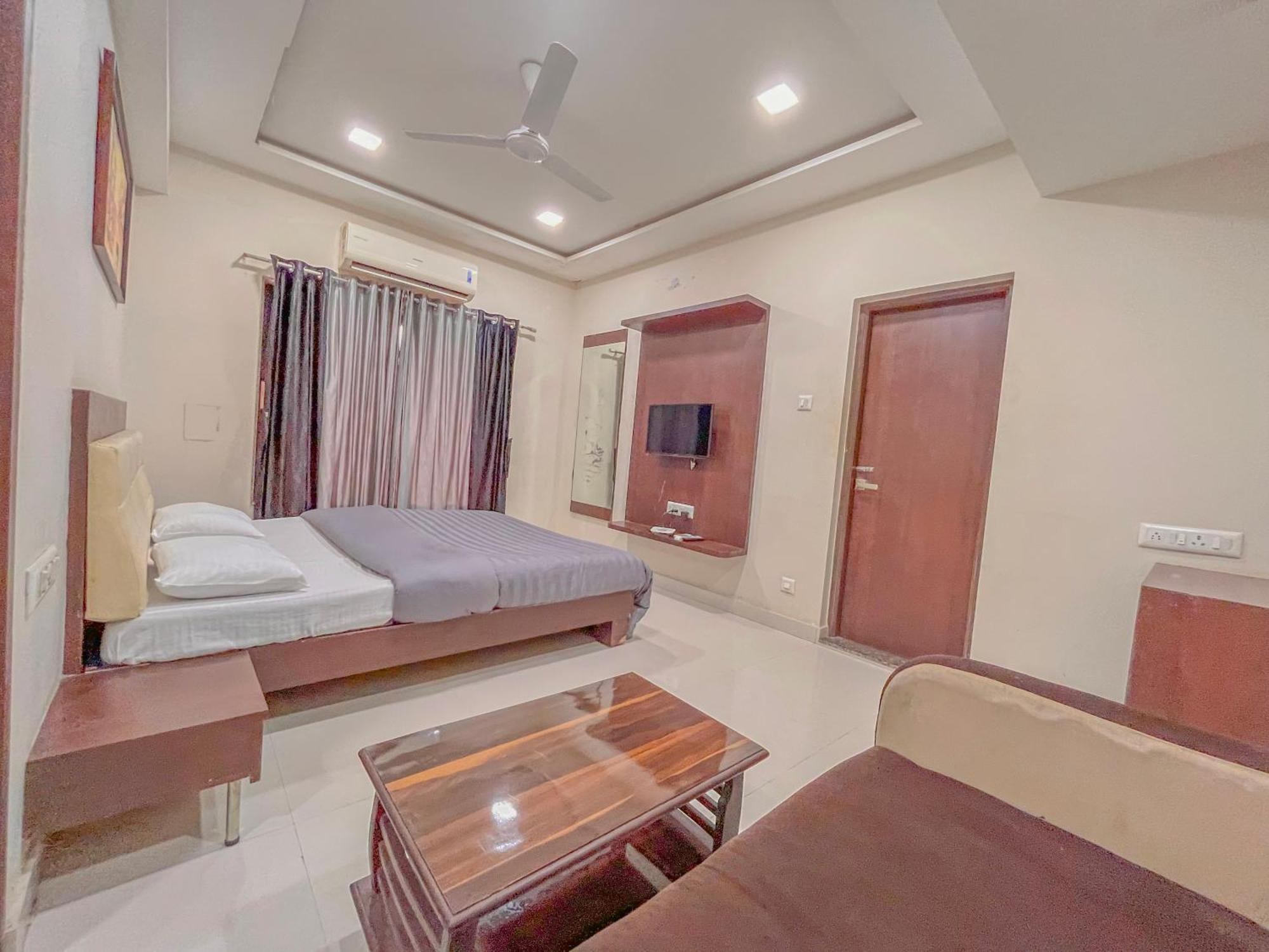 Stayguru Park View Residency ブジ エクステリア 写真