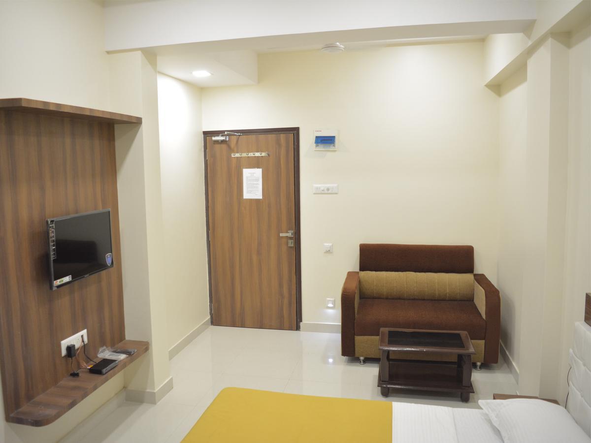 Stayguru Park View Residency ブジ エクステリア 写真